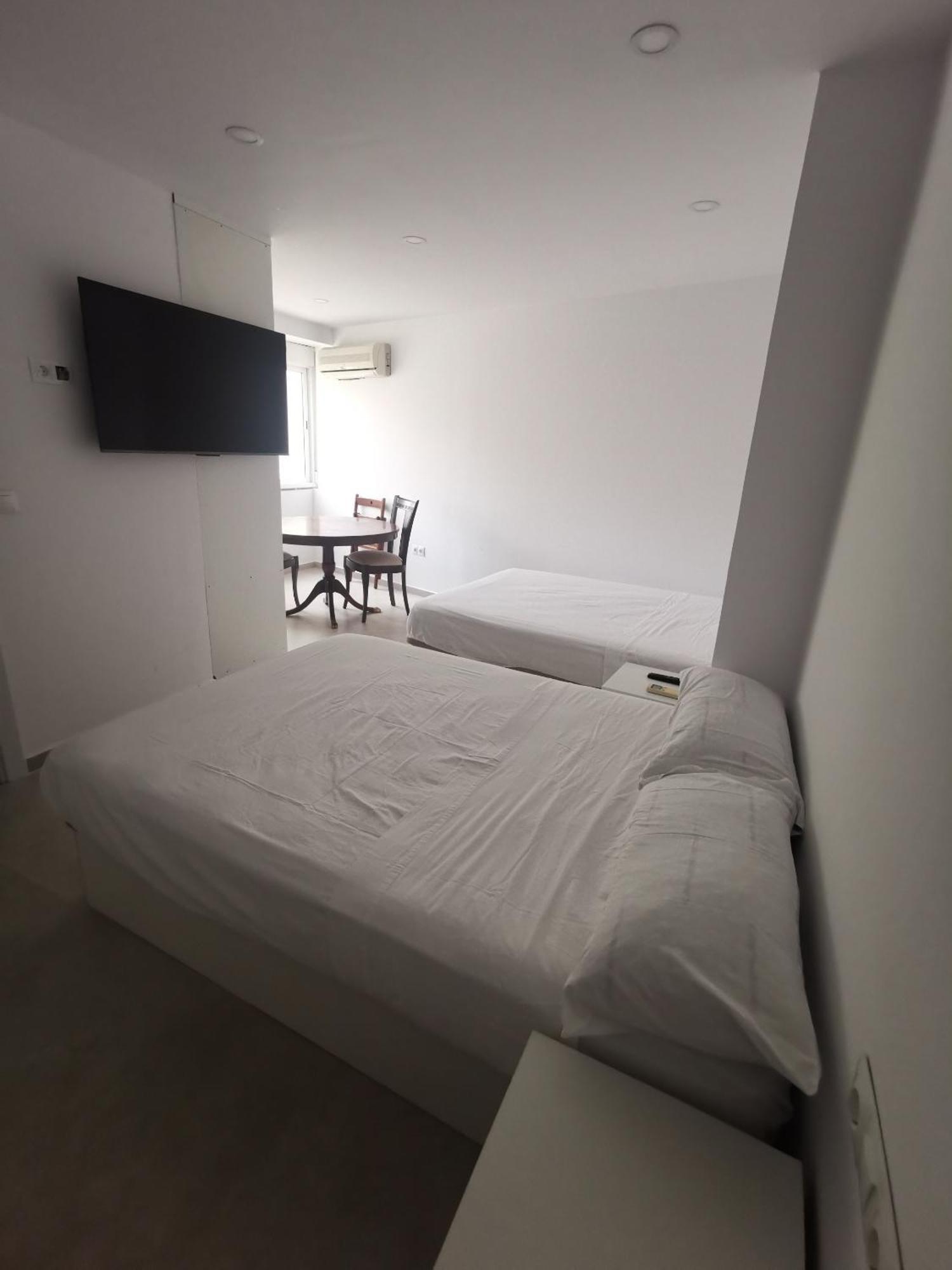 Jr Suite Calle Victoria Малага Стая снимка