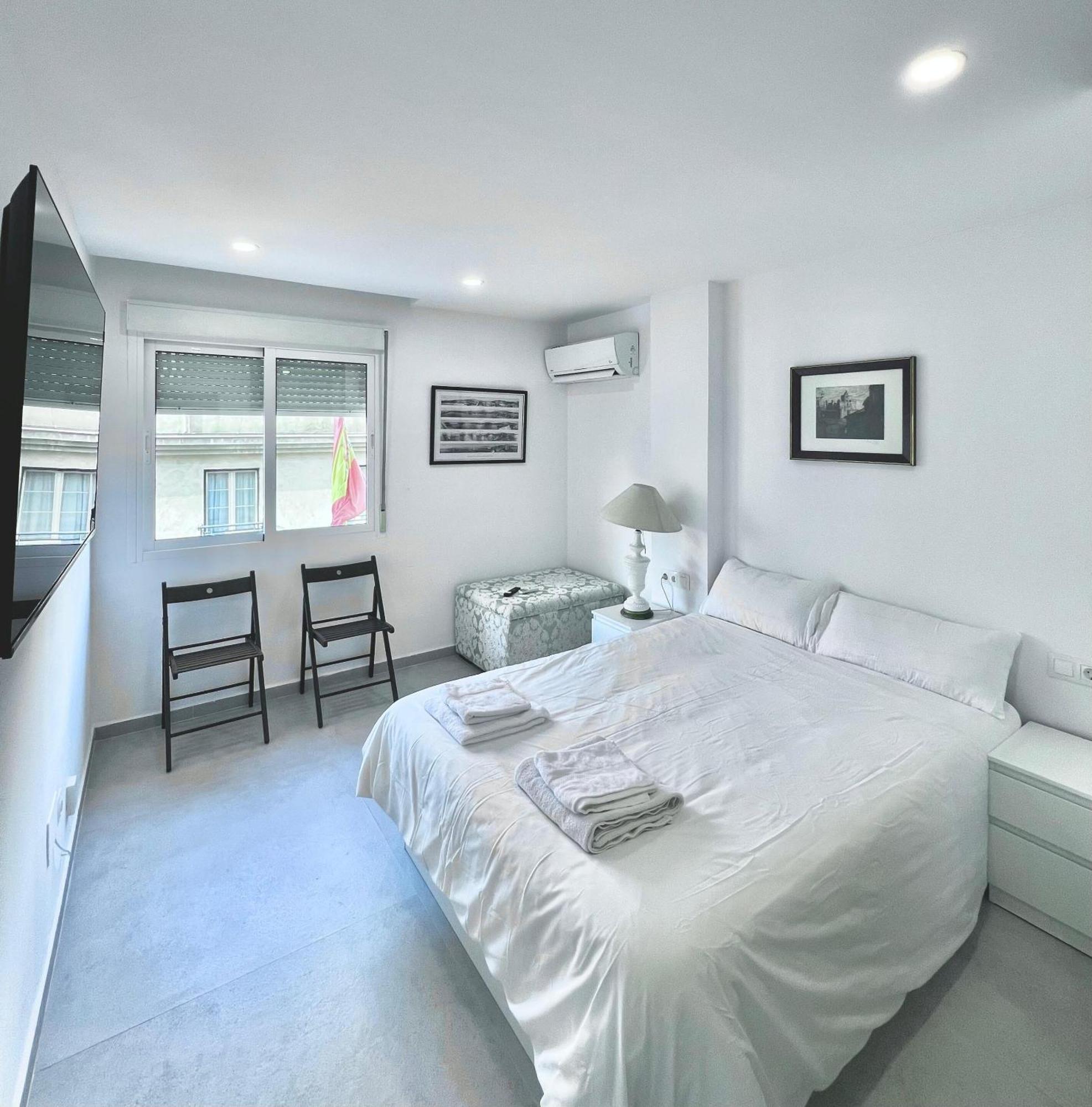 Jr Suite Calle Victoria Малага Стая снимка